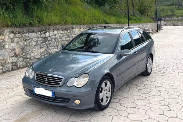🚘🔥 Shitet Mercedes-Benz C200 CDI EVO – Automat