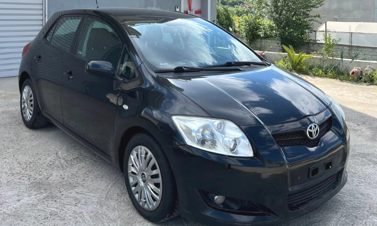 Cars for sale in Elbasan, Toyota, 2008 Diesel,Kambio Automatik Payment 5,500  Euro.