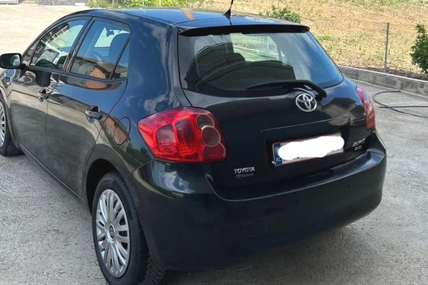Cars for sale in Elbasan, Toyota, 2008 Diesel,Kambio Automatik Payment 5,500  Euro.