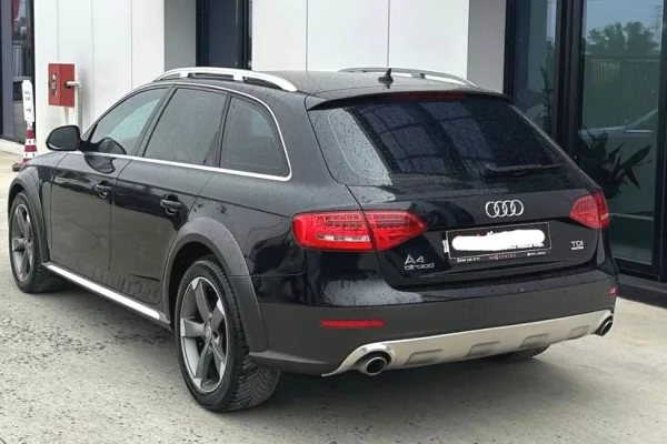 Auto in Vendita a Tirana, Audi, 2011 Diesel,Kambio Automatik Pagamento 7,000  Euro.