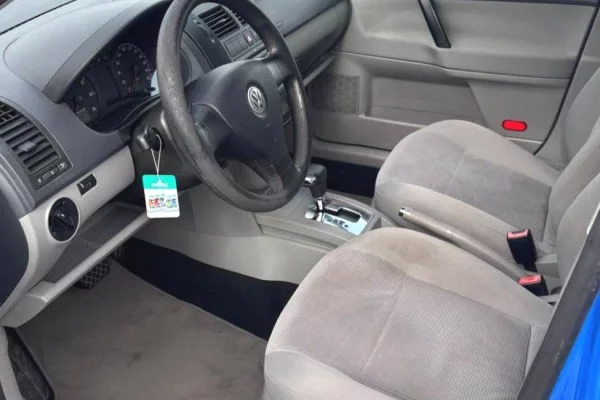 Auto in Vendita a Elbasan, Volkswagen, 2008 gasoline-gas,Kambio Automatik Pagamento 4,500  Euro.