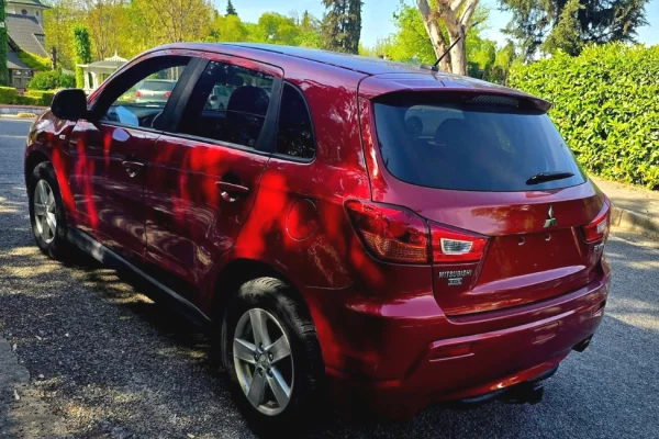 Auto in Vendita a Tirana, Mitsubishi, 2013 Benzine,Kambio Automatik Pagamento 5,300  Euro.