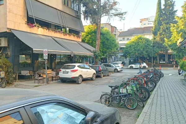 Apartment for rent in Tirana 2+1, Furnished