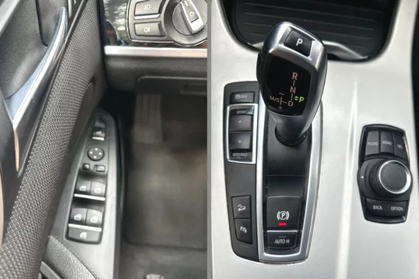 Auto in Vendita a Pristina, BMW, 2015 Diesel,Kambio Automatik Pagamento 22,500  Euro.
