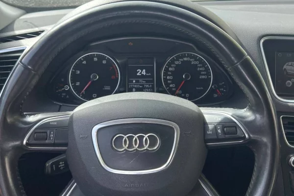 Makina ne shitje ne Durres, Audi, 2013 Benzine,Kambio Automatik Pagesa 6,900  Euro.