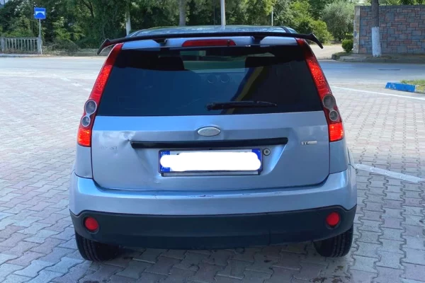 Makina ne shitje ne Tirane, Ford, 2007 Diesel,Kambio Manual Pagesa 1,850  Euro.