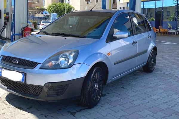 Makina ne shitje ne Tirane, Ford, 2007 Diesel,Kambio Manual Pagesa 1,850  Euro.