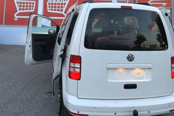 Cars for sale in Tirana, Volkswagen, 2012 Diesel,Kambio Manual Payment 6,000  Euro.