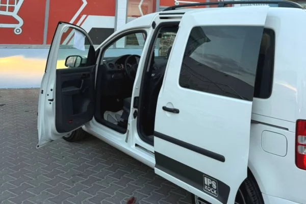 Cars for sale in Tirana, Volkswagen, 2012 Diesel,Kambio Manual Payment 6,000  Euro.