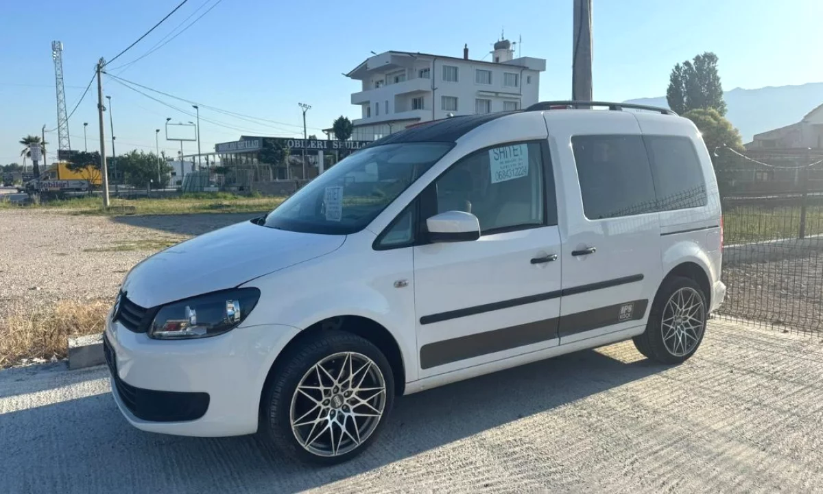 Cars for sale in Tirana, Volkswagen, 2012 Diesel,Kambio Manual Payment 6,000  Euro.