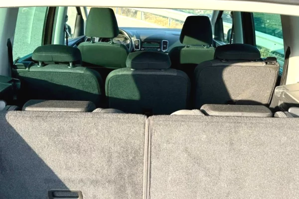 Makina ne shitje ne Elbasan, Volkswagen, 2011 gasoline-gas,Kambio Manual Pagesa 8,500  Euro.