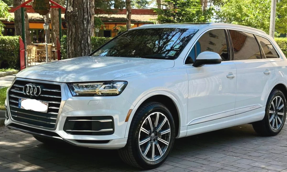 Makina ne shitje ne Tirane, Audi, 2017 Benzine,Kambio Automatik Pagesa 16,000  Euro.