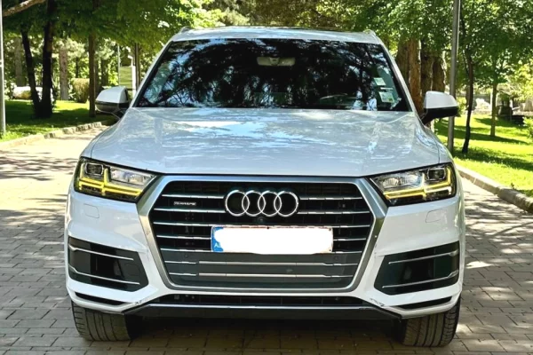 Makina ne shitje ne Tirane, Audi, 2017 Benzine,Kambio Automatik Pagesa 16,000  Euro.