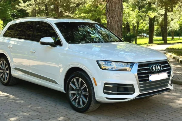 Makina ne shitje ne Tirane, Audi, 2017 Benzine,Kambio Automatik Pagesa 16,000  Euro.