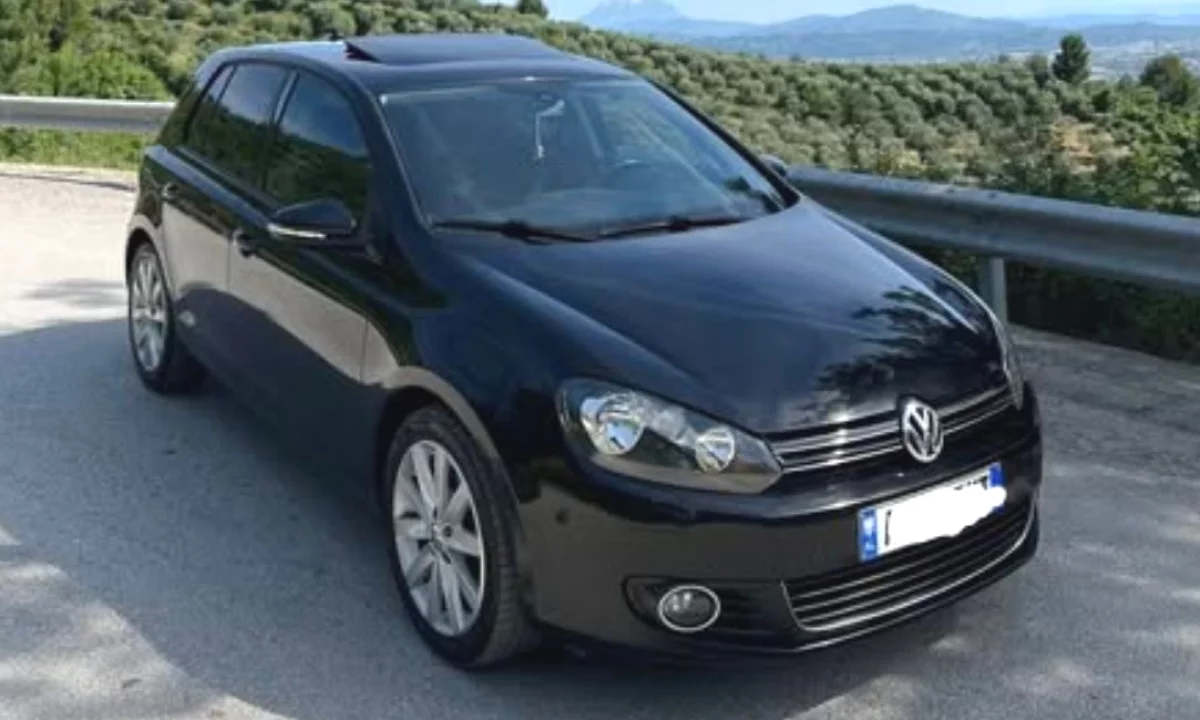 Makina ne shitje ne Elbasan, Volkswagen, 2010 Diesel,Kambio Manual Pagesa 6,500  Euro.