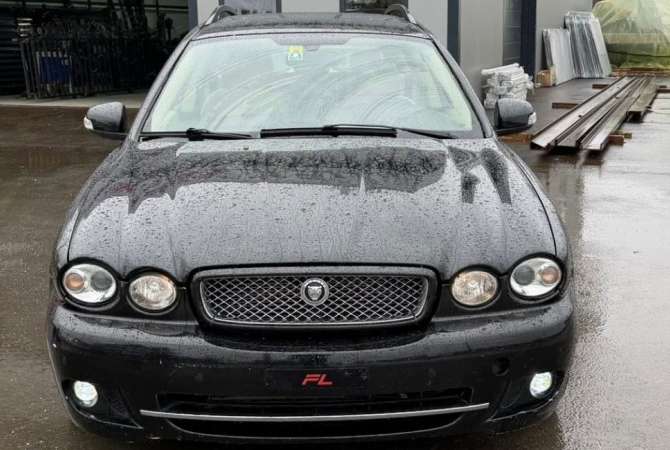 Makina ne shitje ne Prishtine, Jaguar, 2009 Diesel,Kambio Automatik Pagesa 1,800  Euro.