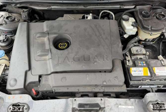 Makina ne shitje ne Prishtine, Jaguar, 2009 Diesel,Kambio Automatik Pagesa 1,800  Euro.