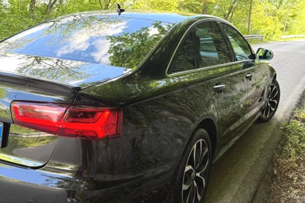 Makina ne shitje ne Tirane, Audi, 2016 Diesel,Kambio Automatik Pagesa 12,500  Euro.