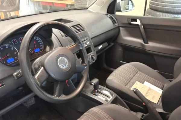 Makina ne shitje ne Elbasan, Volkswagen, 2009 gasoline-gas,Kambio Automatik Pagesa 4,399  Euro.