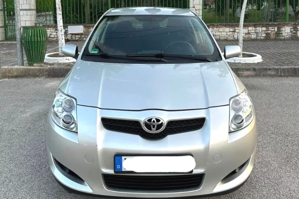 Makina ne shitje ne Vlore, Toyota, 2010 Diesel,Kambio Manual Pagesa 4,300  Euro.