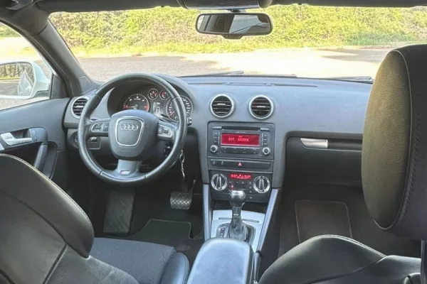 Auto in Vendita a Durazzo, Audi, 2011 Diesel,Kambio Automatik Pagamento 6,500  Euro.
