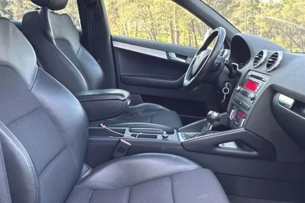 Auto in Vendita a Durazzo, Audi, 2011 Diesel,Kambio Automatik Pagamento 6,500  Euro.