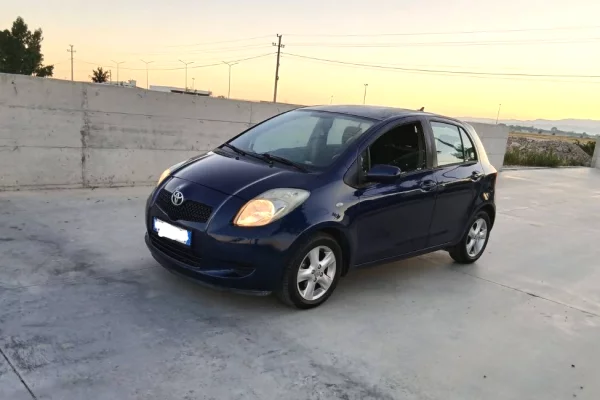 Makina ne shitje ne Durres - 4,300 Euro