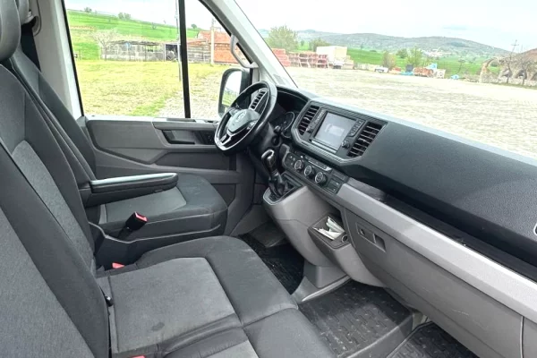 Makina ne shitje ne Tirane, Volkswagen, 2017 Diesel,Kambio Automatik Pagesa 13,500  Euro.
