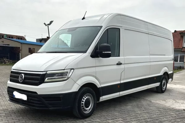 Makina ne shitje ne Tirane, Volkswagen, 2017 Diesel,Kambio Automatik Pagesa 13,500  Euro.