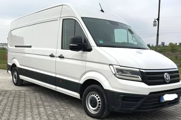Makina ne shitje ne Tirane - 13,500 Euro