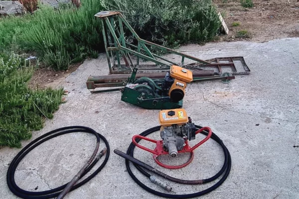 🔨 Shitet Vibrator Betoni me 2 zorra nga 6 metra