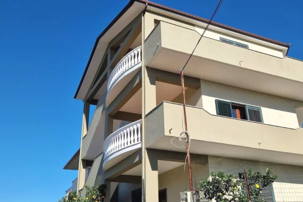 Shtepi ne shitje 2+1 ne Elbasan - 380,000 Euro