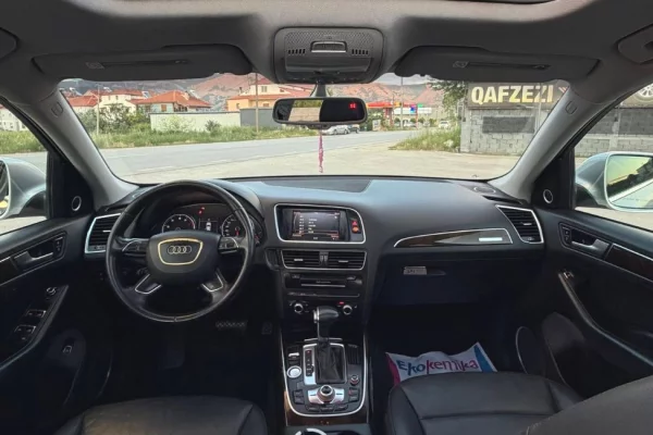 Makina ne shitje ne Tirane, Audi, 2015 Benzine,Kambio Automatik Pagesa 8,900  Euro.