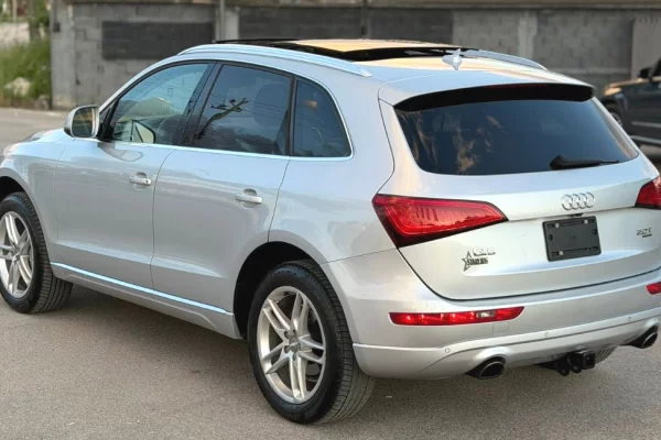 Makina ne shitje ne Tirane, Audi, 2015 Benzine,Kambio Automatik Pagesa 8,900  Euro.
