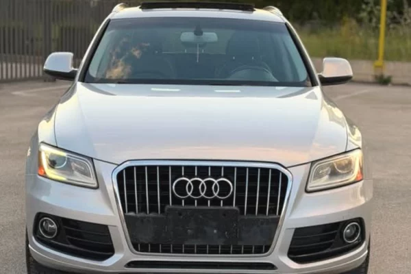 Makina ne shitje ne Tirane, Audi, 2015 Benzine,Kambio Automatik Pagesa 8,900  Euro.