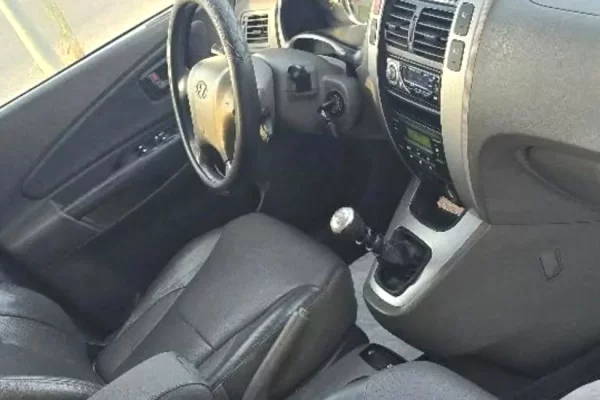 Makina ne shitje ne Durres, Hyundai, 2007 Diesel,Kambio Manual Pagesa 320,000  Leke.