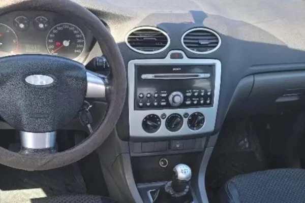 Makina ne shitje ne Durres, Ford, 2007 Diesel,Kambio Manual Pagesa 190,000  Leke.