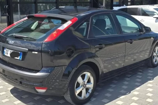 Makina ne shitje ne Durres, Ford, 2007 Diesel,Kambio Manual Pagesa 190,000  Leke.