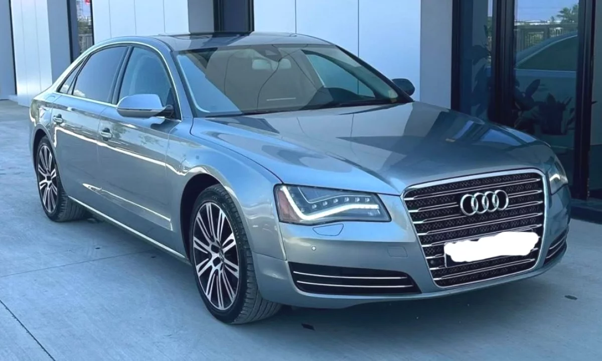 Makina ne shitje ne Tirane, Audi, 2012 gasoline-gas,Kambio Automatik Pagesa 10,500  Euro.