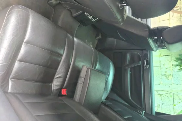 Makina ne shitje ne Tirane, Volkswagen, 2005 Diesel,Kambio Automatik Pagesa 280,000  Leke.