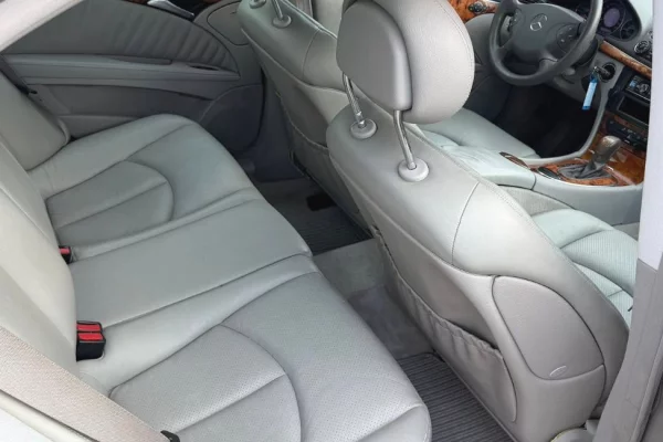 Makina ne shitje ne Fier, Mercedes-Benz, 2008 gasoline-gas,Kambio Automatik Pagesa 5,300  Euro.