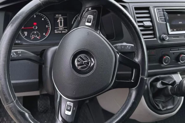 Makina ne shitje ne Tirane, Volkswagen, 2016 Diesel,Kambio Manual Pagesa 7,900  Euro.