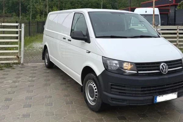 Makina ne shitje ne Tirane, Volkswagen, 2016 Diesel,Kambio Manual Pagesa 7,900  Euro.