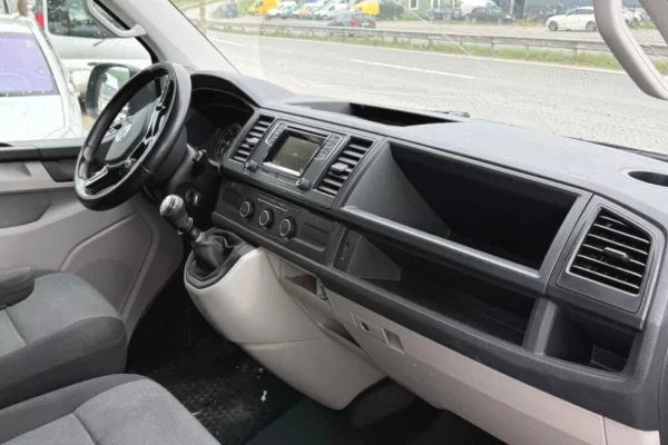 Makina ne shitje ne Tirane, Volkswagen, 2016 Diesel,Kambio Manual Pagesa 7,900  Euro.