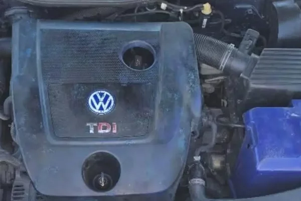 Makina ne shitje ne Durres, Volkswagen, 2002 Diesel,Kambio Automatik Pagesa 240,000  Leke.