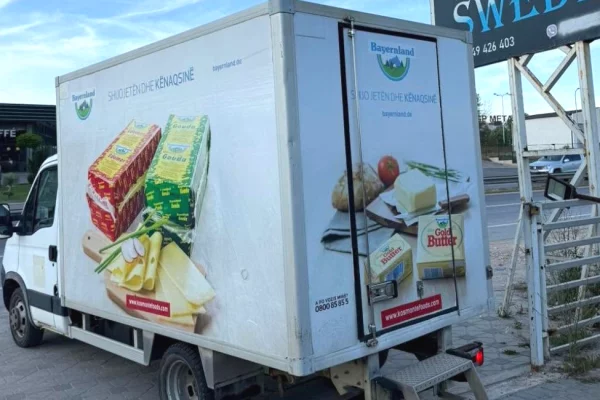Makina ne shitje ne Prishtine, Iveco, 2007 Diesel,Kambio Manual Pagesa 6,000  Euro.