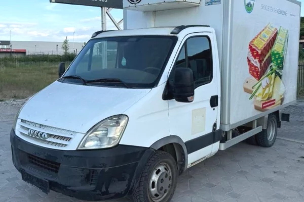 Makina ne shitje ne Prishtine - 6,000 Euro