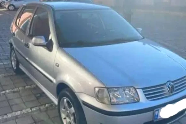 Makina ne shitje ne Tirane - 1,700 Euro