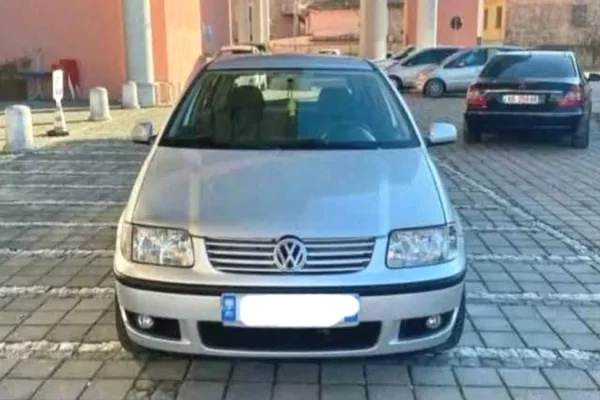 Makina ne shitje ne Tirane, Volkswagen, 2002 Diesel,Kambio Manual Pagesa 1,700  Euro.