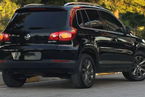 Makina ne shitje ne Vlore, Volkswagen, 2009 Diesel,Kambio Automatik Pagesa 650,000  Leke.